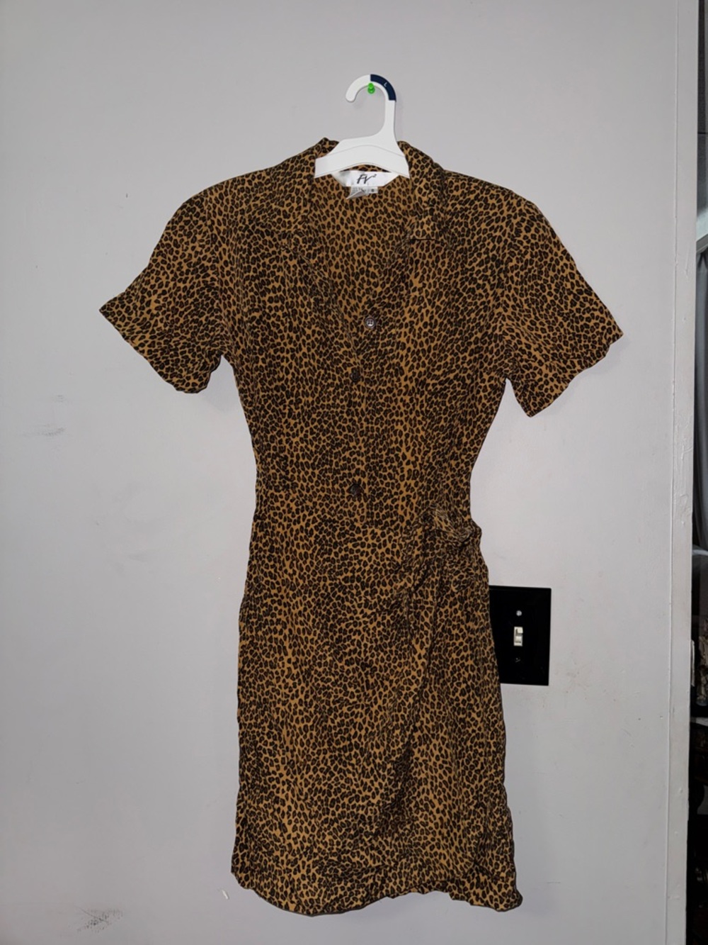 Leopard-Print Short Sleeve Mini Dress in Brown